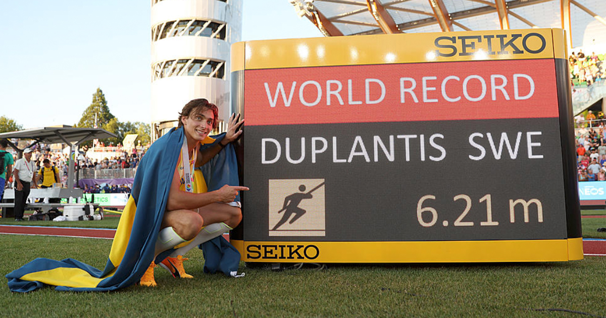 撐桿跳 - Armand Duplantis（瑞典），6.21米。