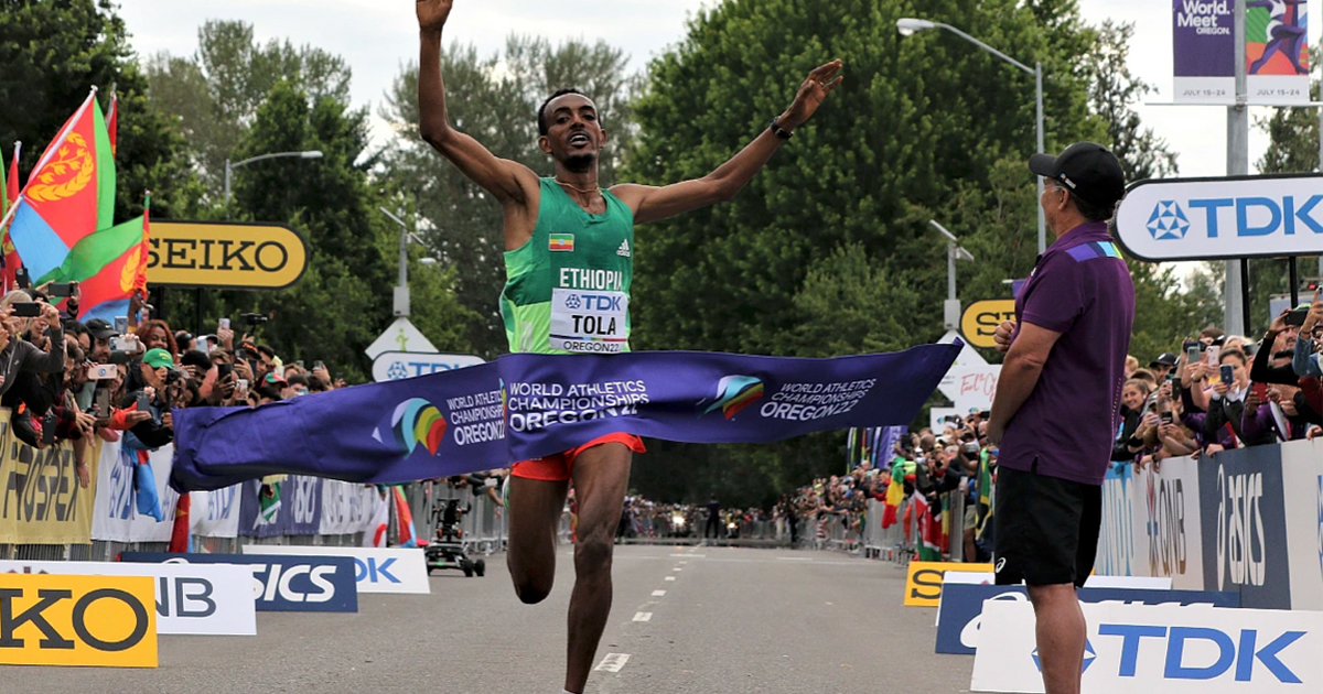馬拉松 - Tamirat Tola（埃塞俄比亞），2:05:36。